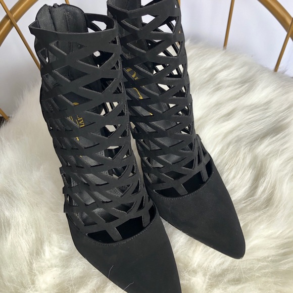 Shoes - Black Gladiator Heels
